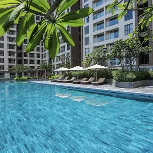 Emerald Millennium Free Pool 호치민
