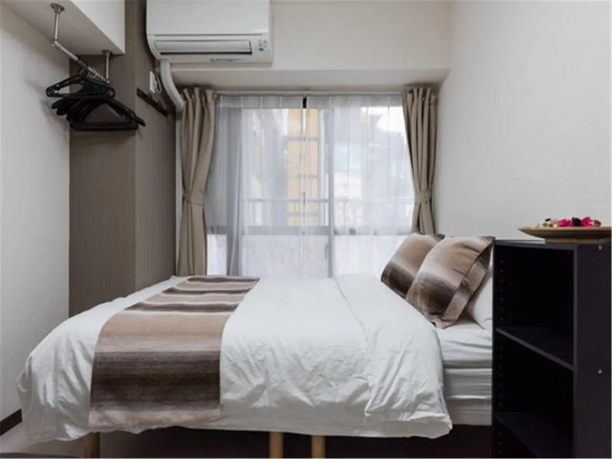 Kiki Lm -- Self Check-In -- Room Number & Password Is In The Following Email Токио